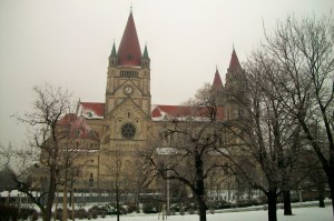 Вена Австрия  р. Дунай  церковь Кирха