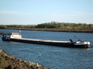 EUROSHIP -1 самоходная баржа на реке дунай