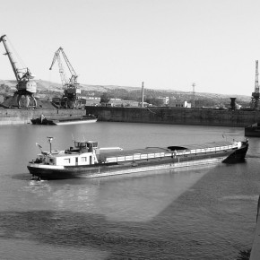 порт Лом Болгария